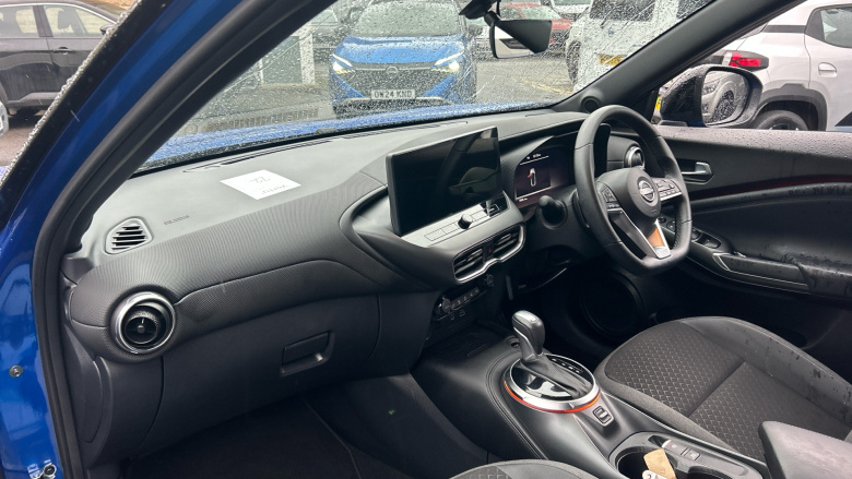 Nissan Juke 1.0 DiG-T N-Connecta 5dr DCT Petrol Hatchback